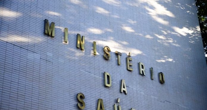 Ministério da Saúde define banca para concurso com 300 vagas temporárias para nível superior