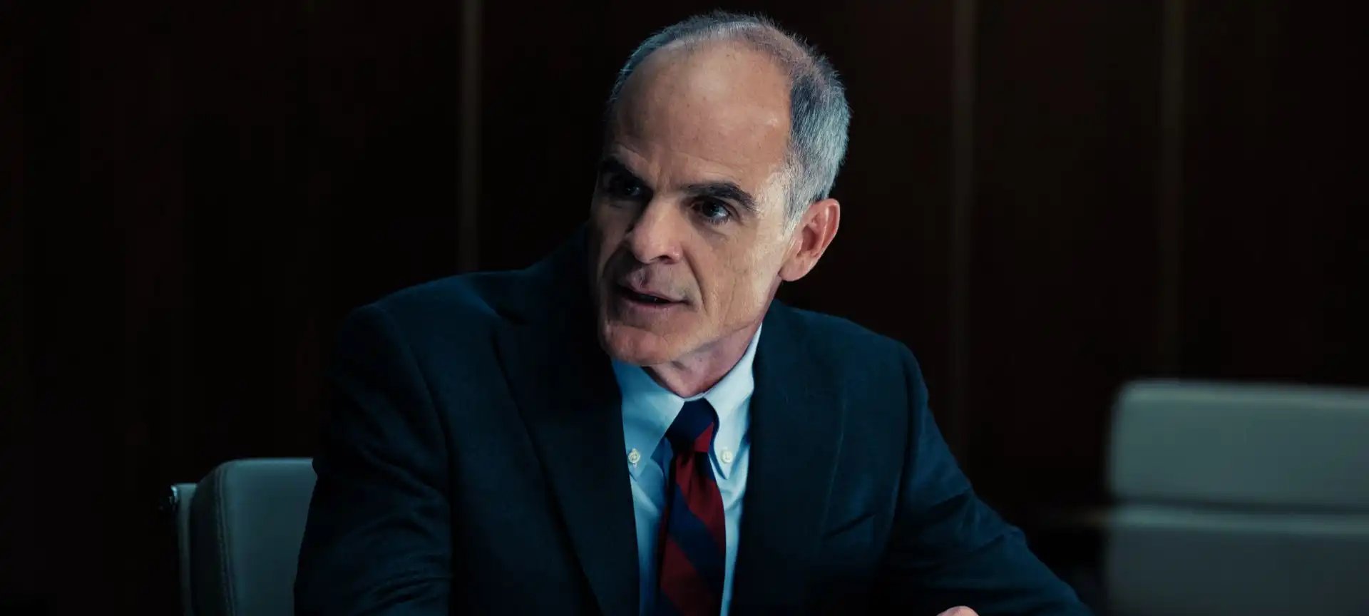 Michael Kelly demonstra interesse em crossover de Lioness com séries de Taylor Sheridan