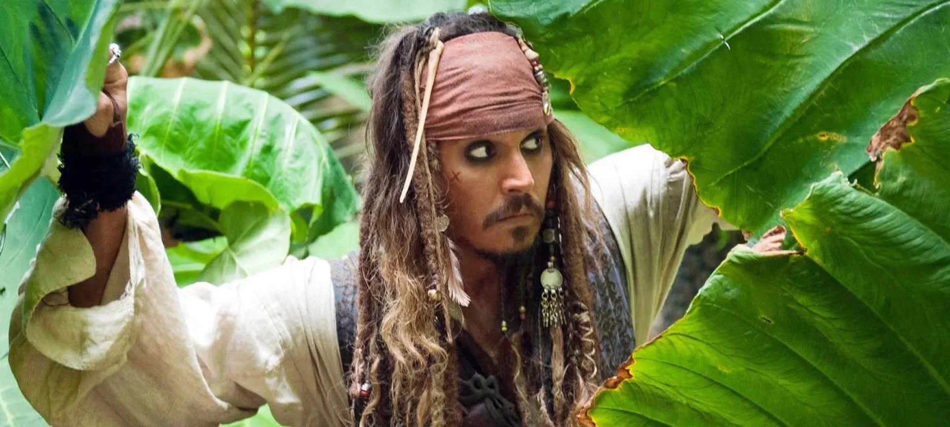 Johnny Depp pode voltar ao papel de Capitão Jack Sparrow em novo Piratas do Caribe