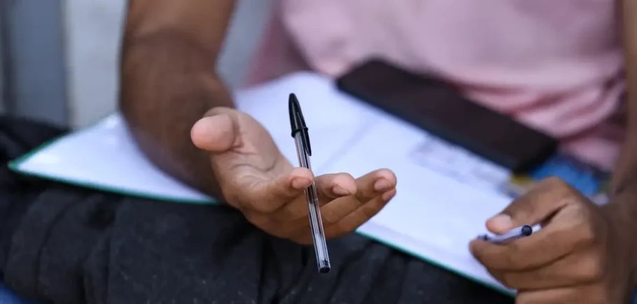 Como identificar temas com potencial para a redação do Enem 2026