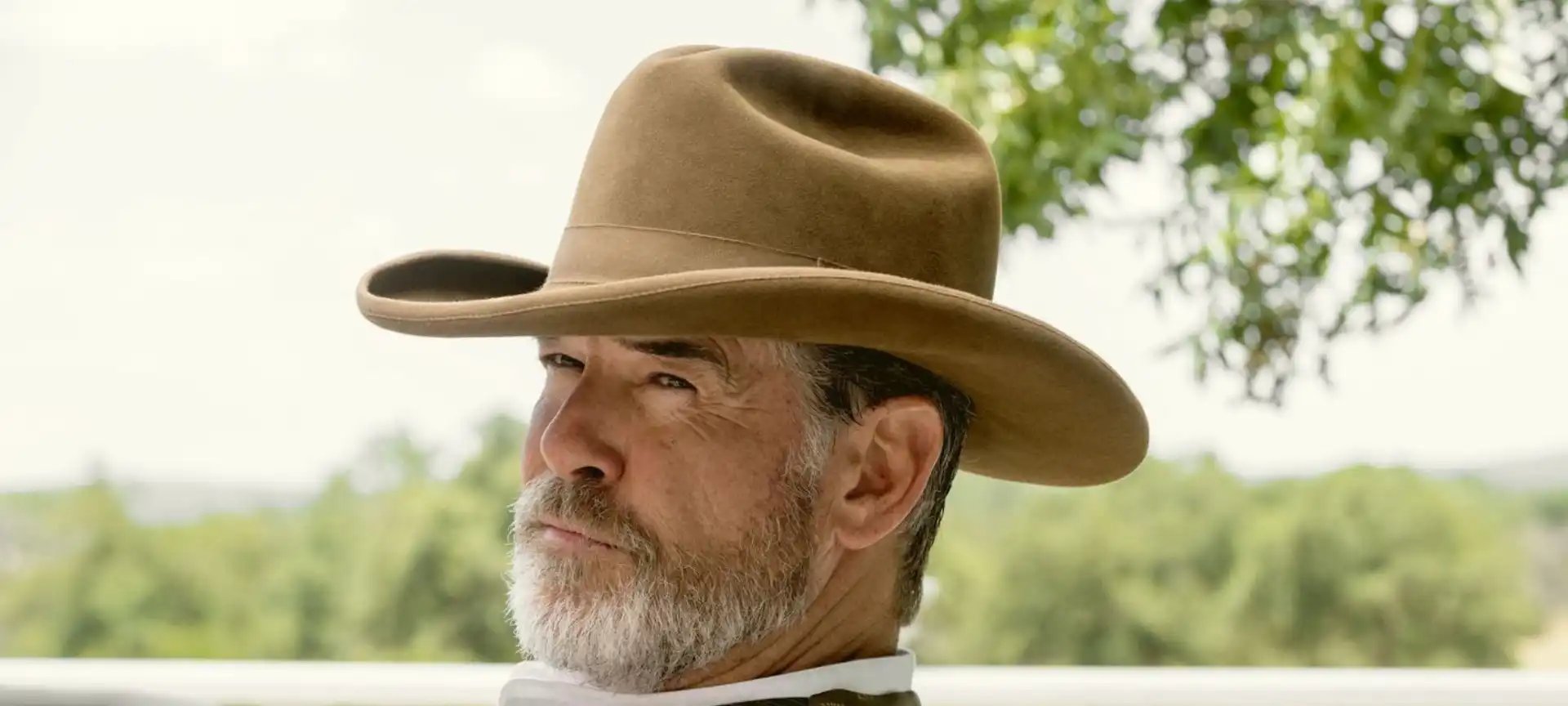 Pierce Brosnan integra o elenco de Extraction 3 ao lado de Chris Hemsworth