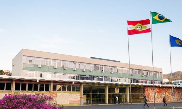 Vestibular Unificado UFSC/IFC 2027 abre inscrições para graduação em Santa Catarina