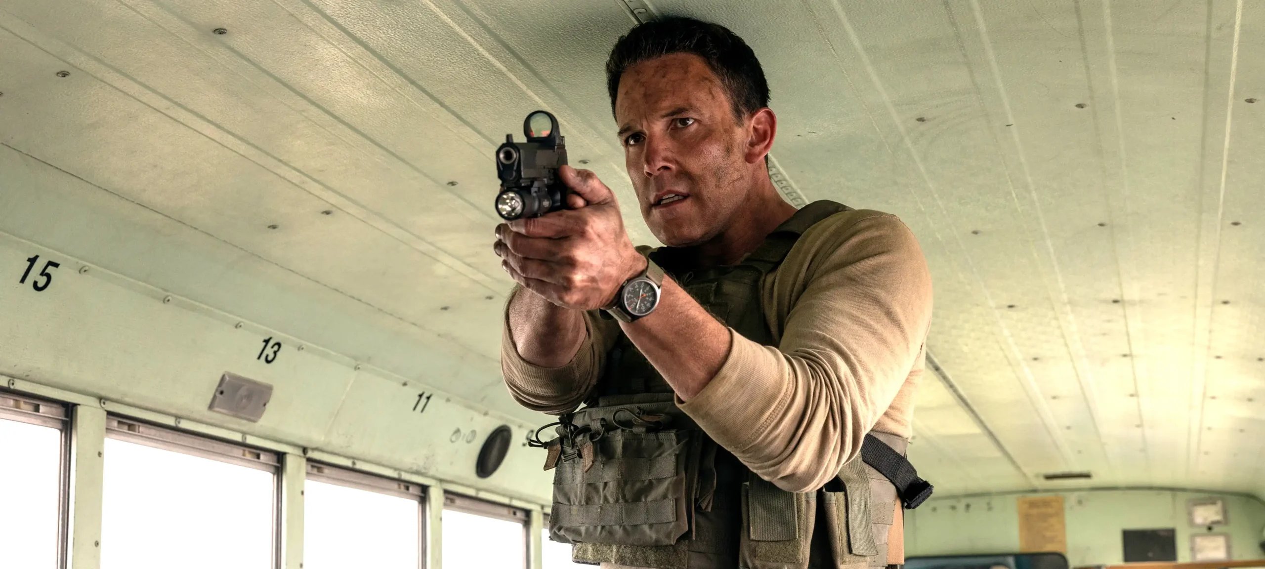 Sucesso no Prime Video aumenta expectativa por The Accountant 3 com Jon Bernthal