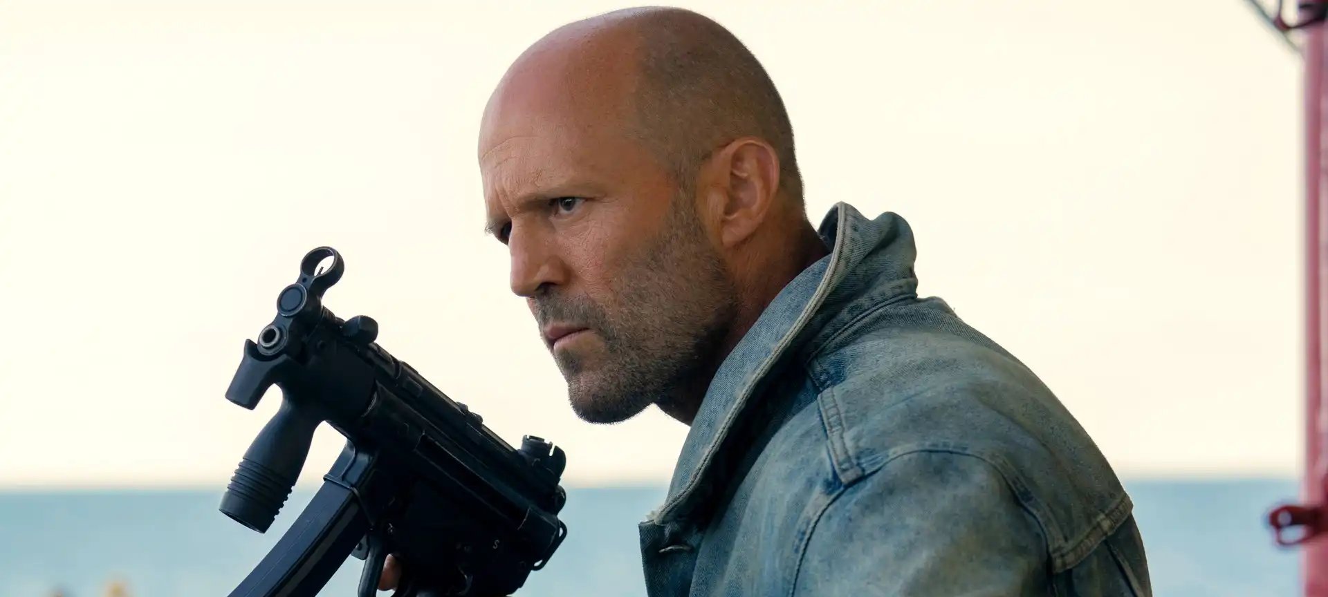 Novo thriller de Jason Statham conquista público apesar das críticas mistas