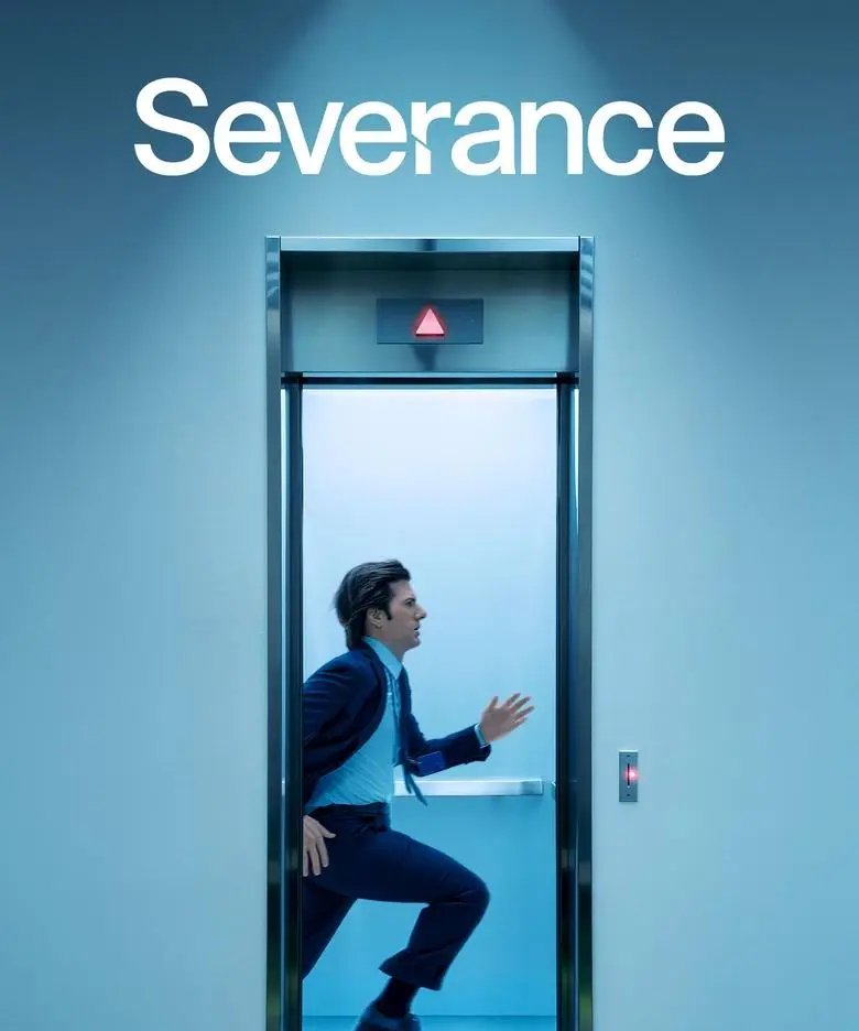 Novas imagens revelam início das filmagens da terceira temporada de Severance no prédio Lumon