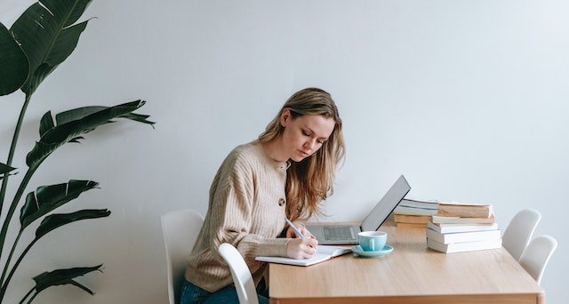 SME lança 2 mil vagas gratuitas para especialização EAD em Educação Especial com foco em TEA