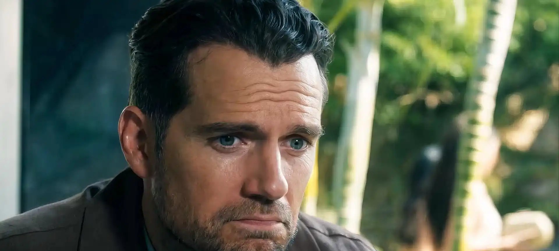 Henry Cavill e Guy Ritchie brilham no streaming com thriller In The Grey