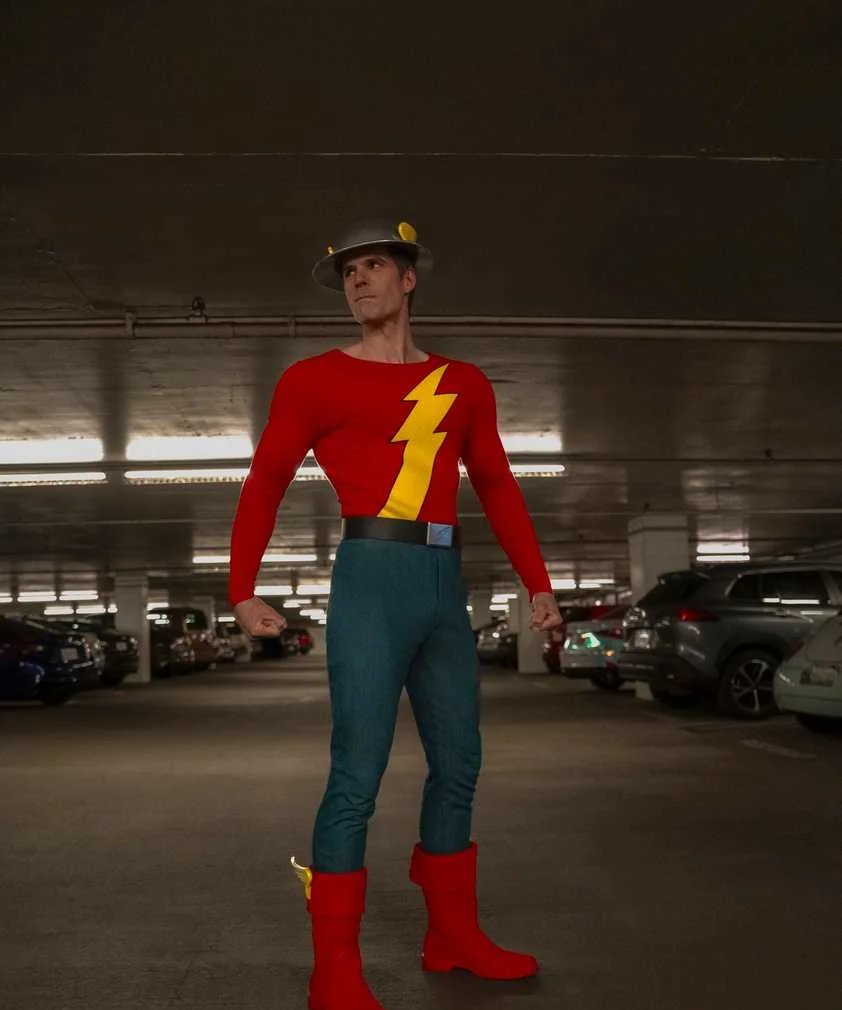 HBO Max substitui Green Lantern por The Flash em episódio de Stuart Fails to Save the Universe, diz criador