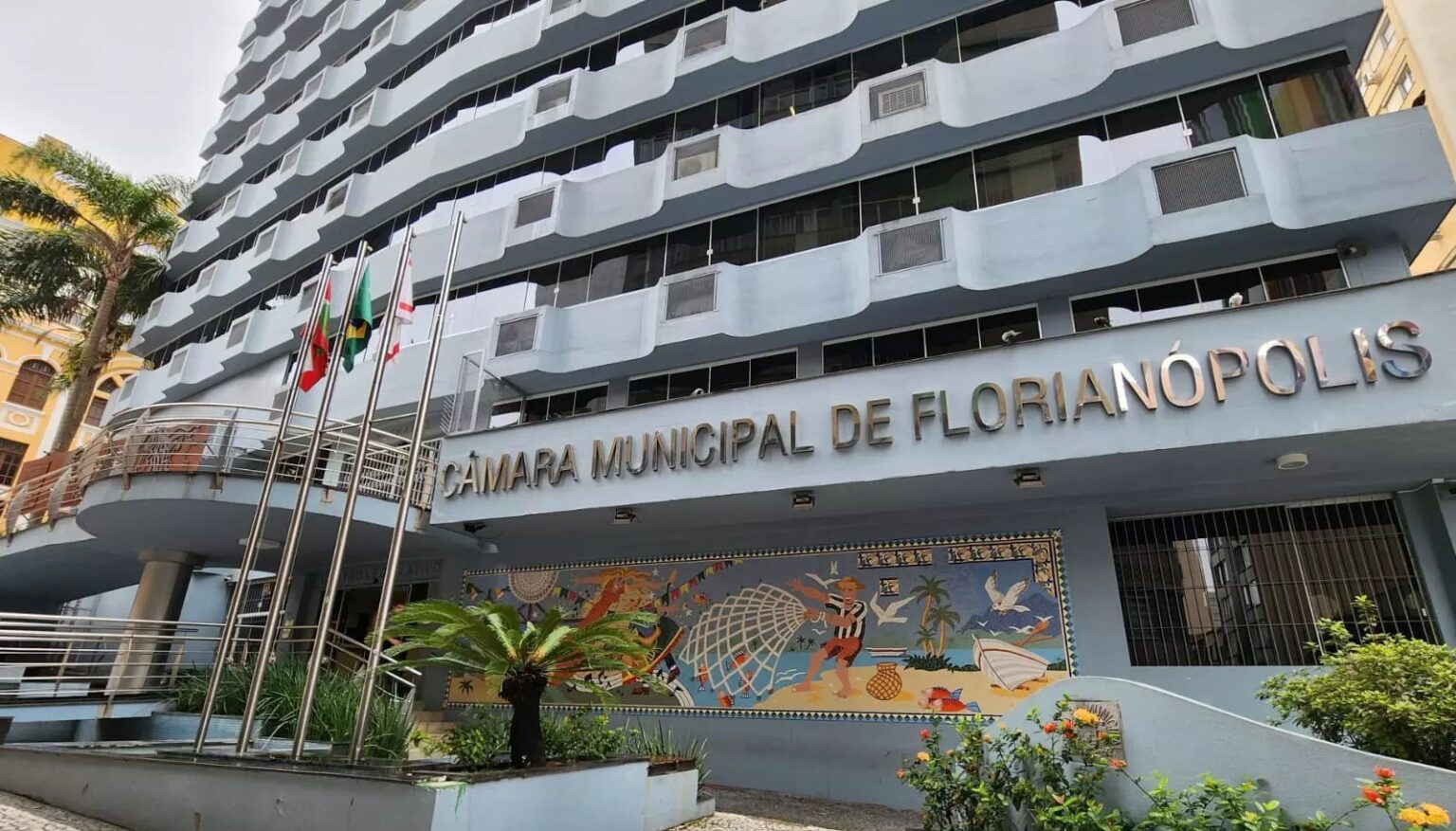 Câmara de Florianópolis cria nova comissão para escolha da banca organizadora do concurso