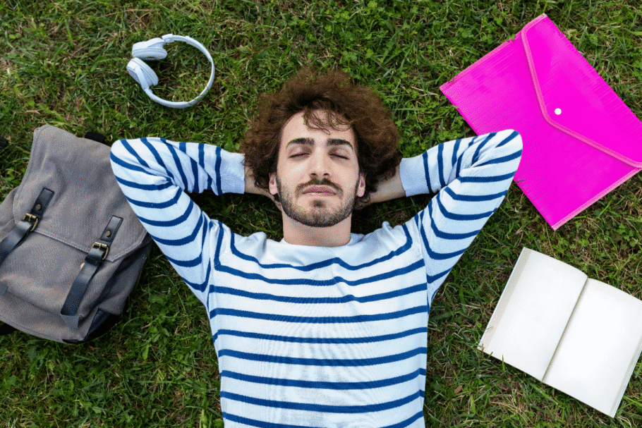 Enem 2026: quando a pressão pela nota perfeita pode atrapalhar os estudos