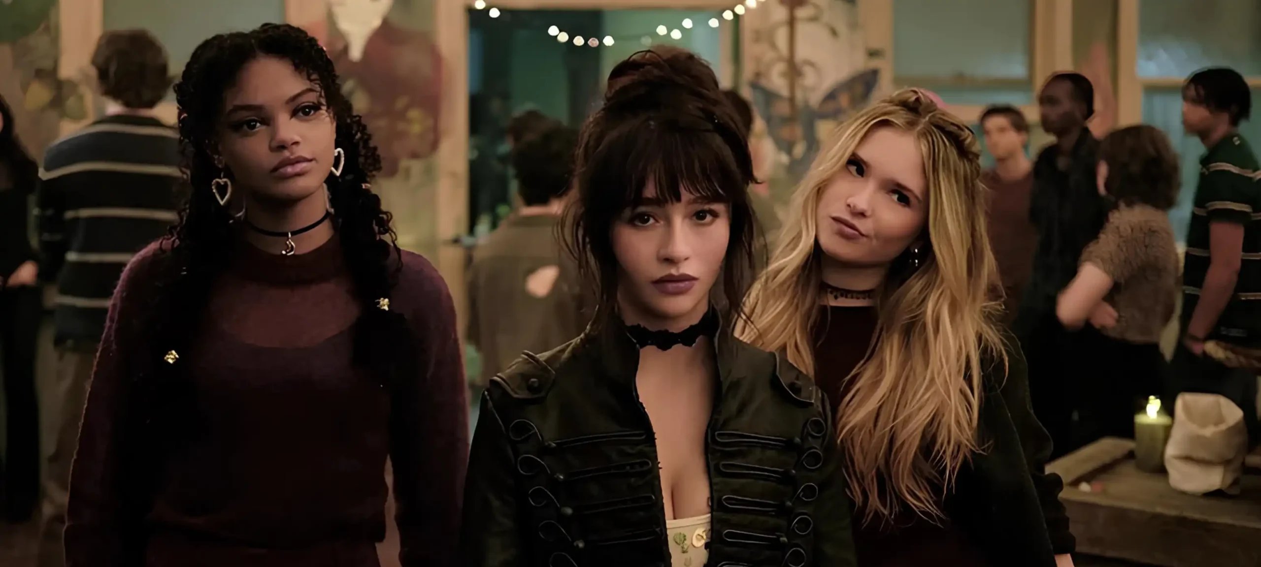 Série de terror da Disney “Coven Academy” estreia com 100% de aprovação no Rotten Tomatoes