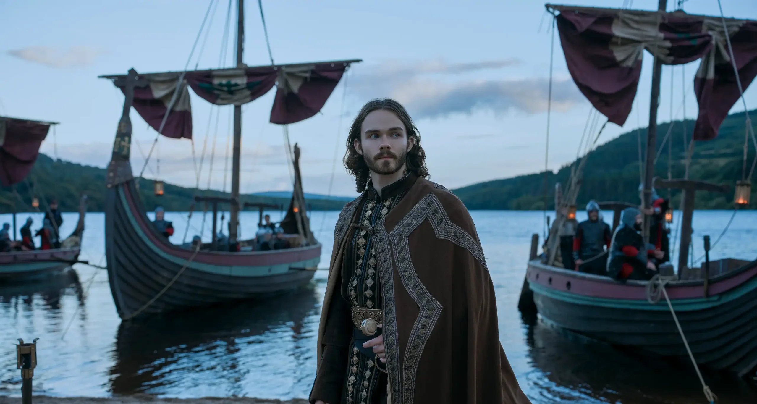 Prime Video divulga primeiras imagens da série Bloodaxe com temática nórdica e histórica