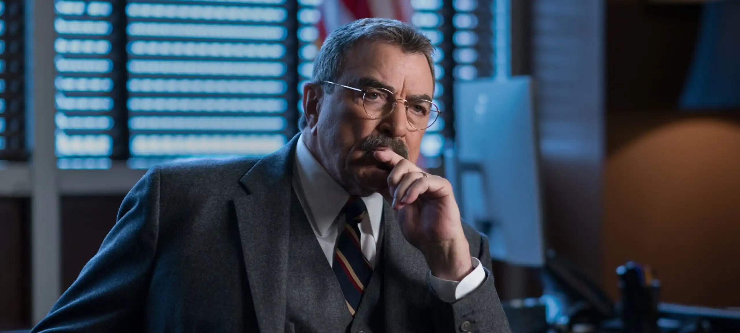 Showrunners falam sobre possível retorno de Tom Selleck em spin-off de Blue Bloods em 2026