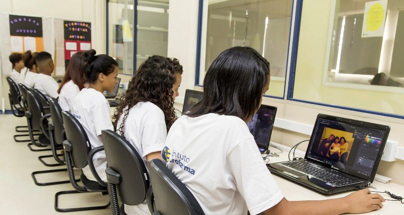 Instituto Eurofarma abre mais de 1.500 vagas para cursos gratuitos em 2027