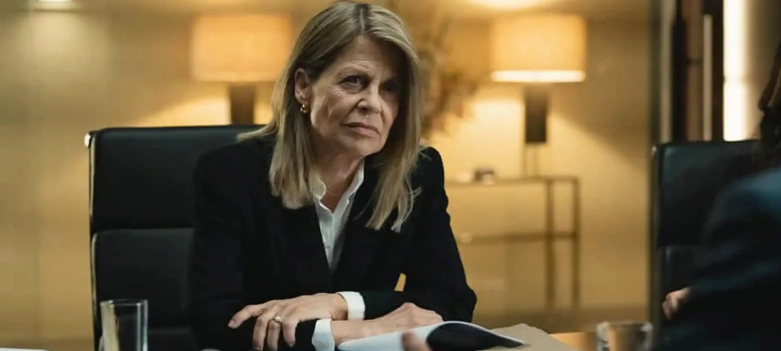 Novo filme de Linda Hamilton com classificação R bate recorde negativo no Rotten Tomatoes