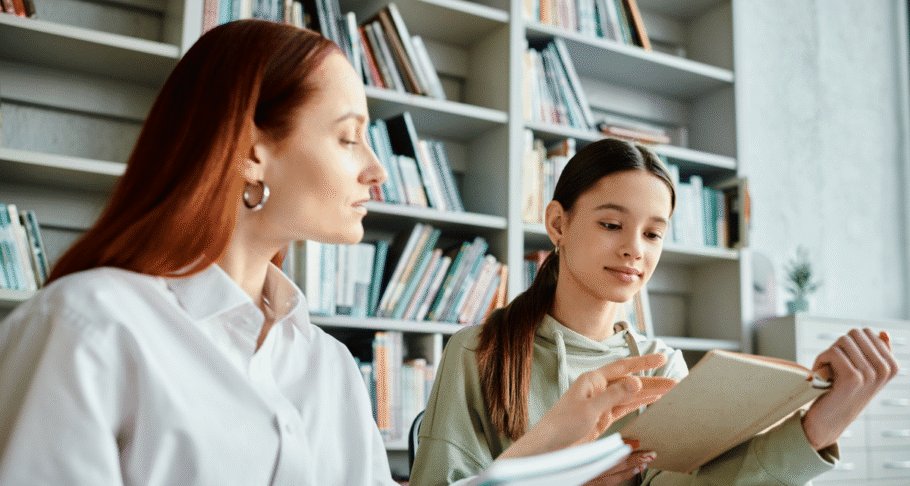 Leitura na adolescência: 4 orientações para estimular o interesse pelos livros